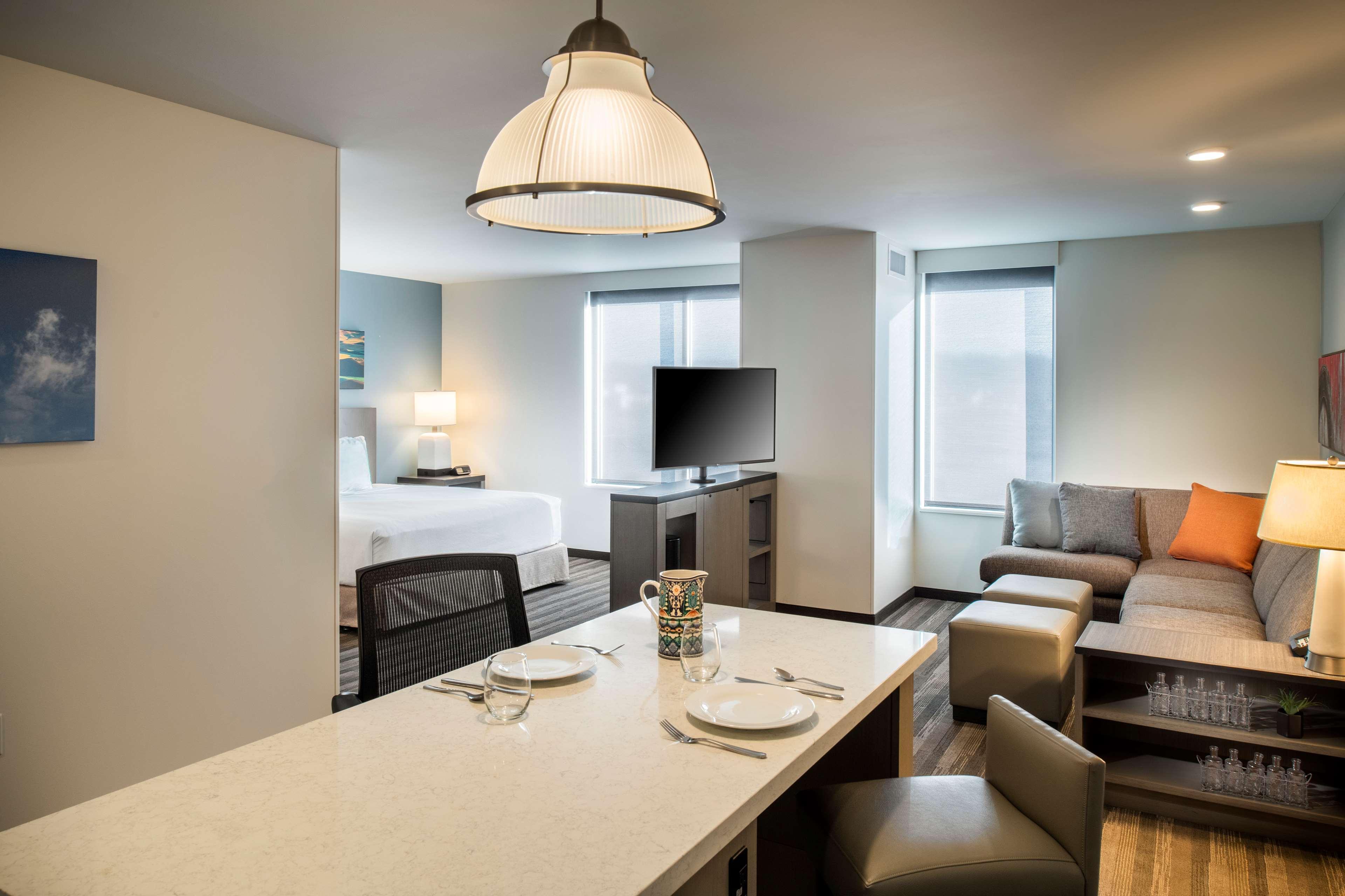 Hyatt House East Moline/Quad Cities Hotel Екстериор снимка